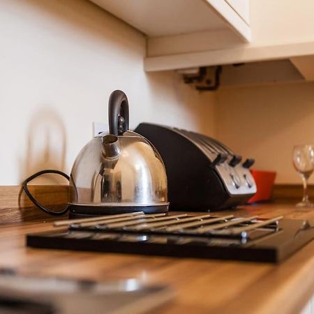 Fusilier Apartment Wrexham City Bagian luar foto