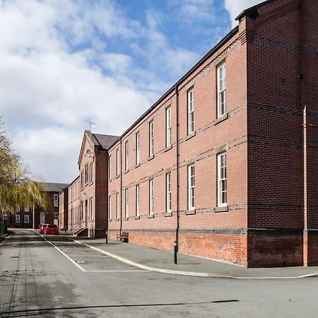 Fusilier Apartment Wrexham City Bagian luar foto