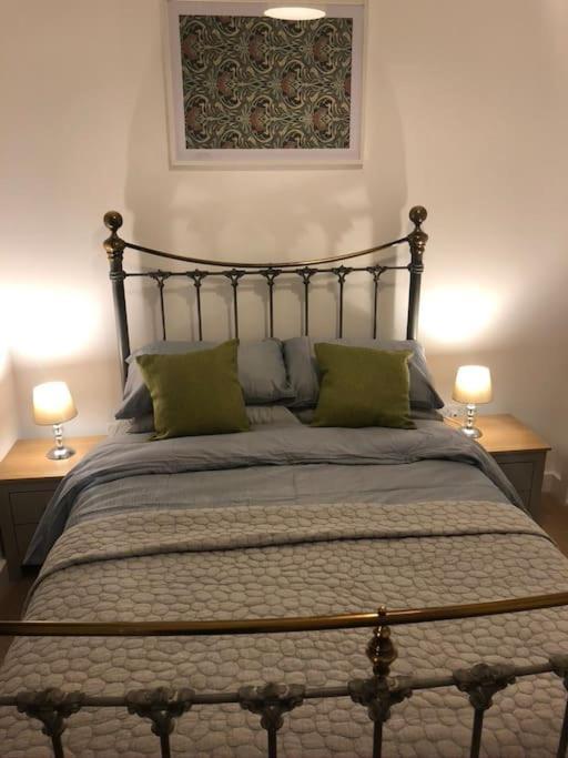 Fusilier Apartment Wrexham City Bagian luar foto