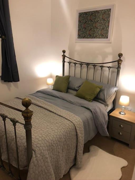 Fusilier Apartment Wrexham City Bagian luar foto